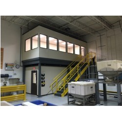 Starpstāvs ražošanā vai noliktavā Starpstāvs ražošanā vai noliktavā