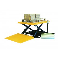 Подъемная платформа 1450x1140 мм 1000 кг с низкой рампой, I53250 Подъемная платформа 1450x1140 мм 1000 кг с низкой рампой, I53250